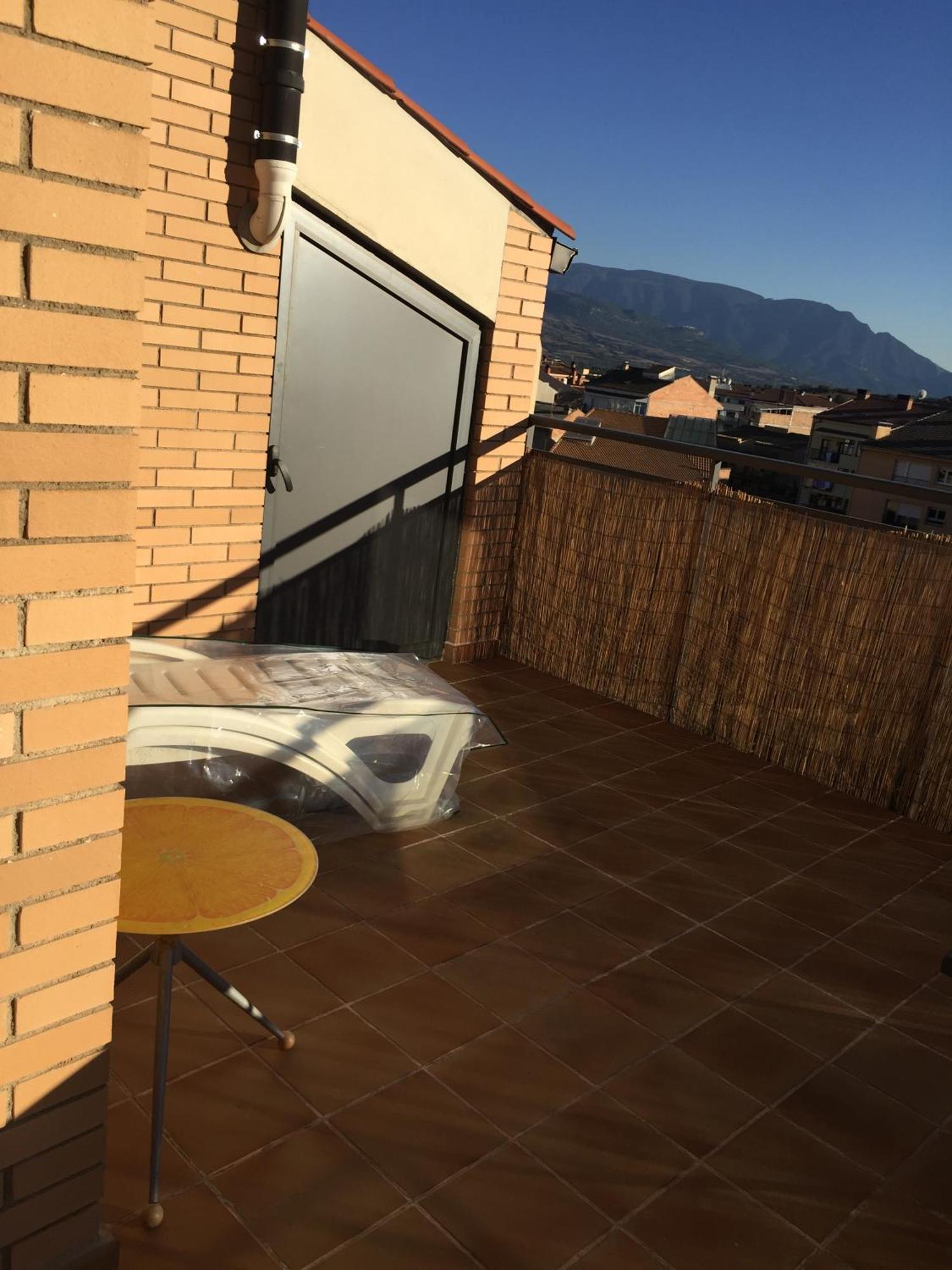 Apartmán Acogedor Atico Duplex En Tremp Exteriér fotografie